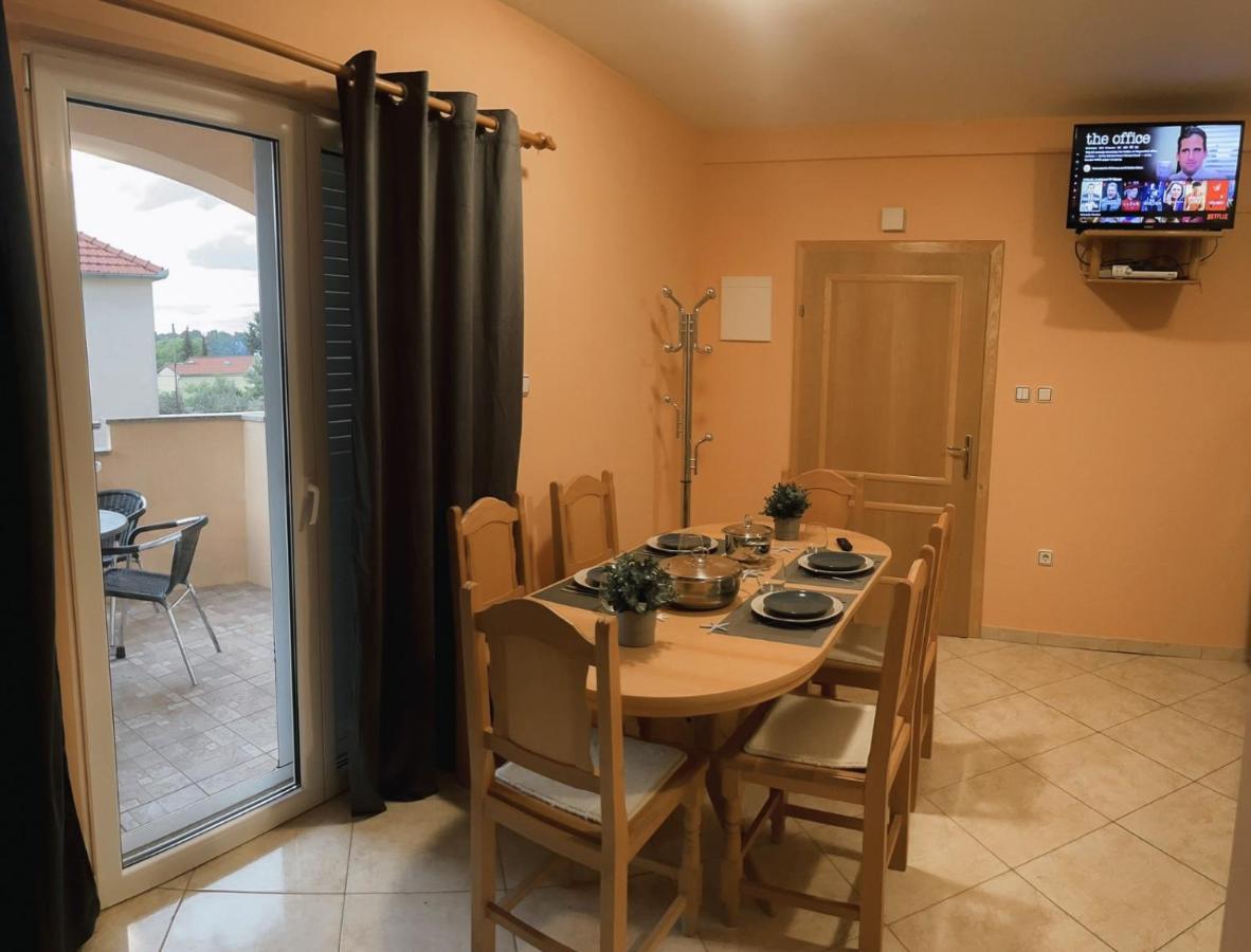 Adriatic Oasis Apartments Preko Exterior photo
